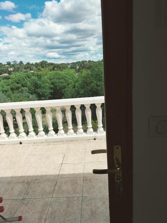 Sara - View 5