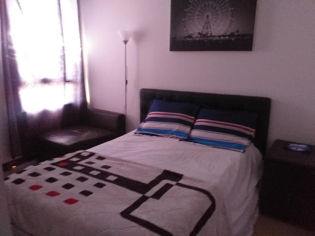 Simple Colocation Rooms - View 3