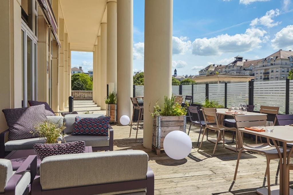Hôtel Mercure Marne-la-Vallée Bussy St Georges - View 4