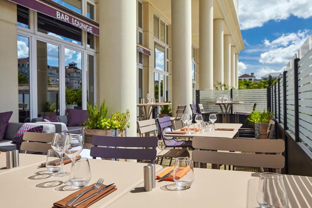 Hôtel Mercure Marne-la-Vallée Bussy St Georges - View 3