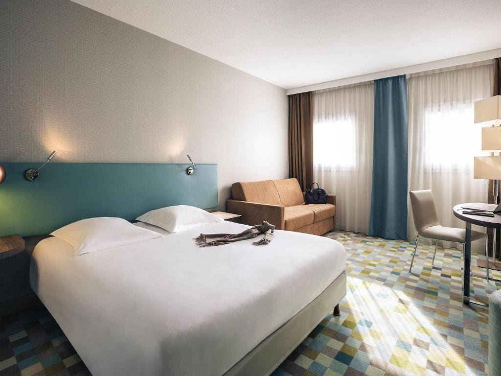 Hôtel Mercure Marne-la-Vallée Bussy St Georges - View 2