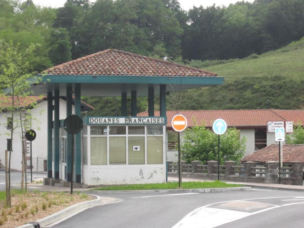 Logis Hotel Ur-Hegian - View 4