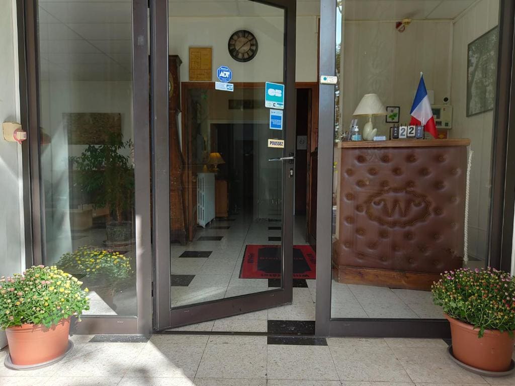 Will's Hotel - View 4
