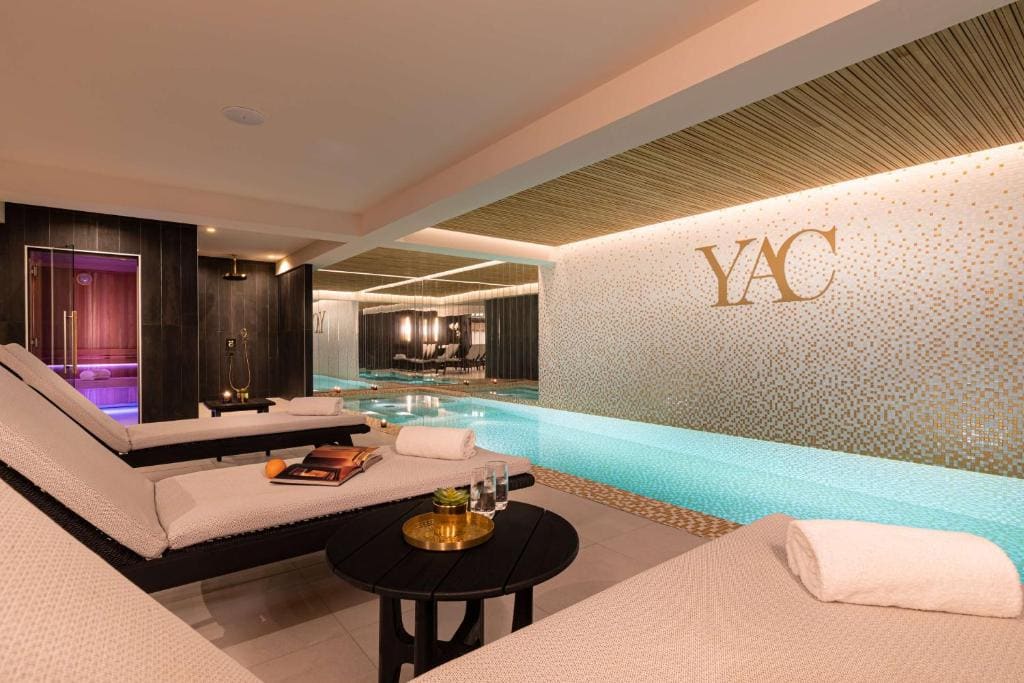 Hotel Yac Paris Clichy, a member of Radisson Individuals - View 3