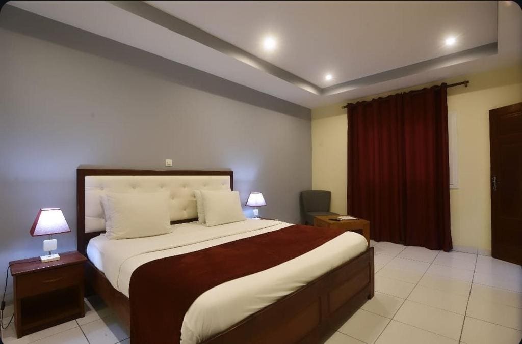Hotel Ophelia Lodge - View 2