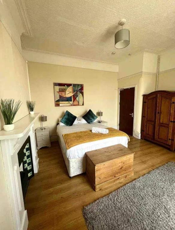 106 Brynmill - Room 1 - Sea views — фото 2