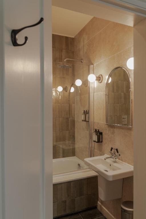Leighton House - Boutique Guesthouse - View 3