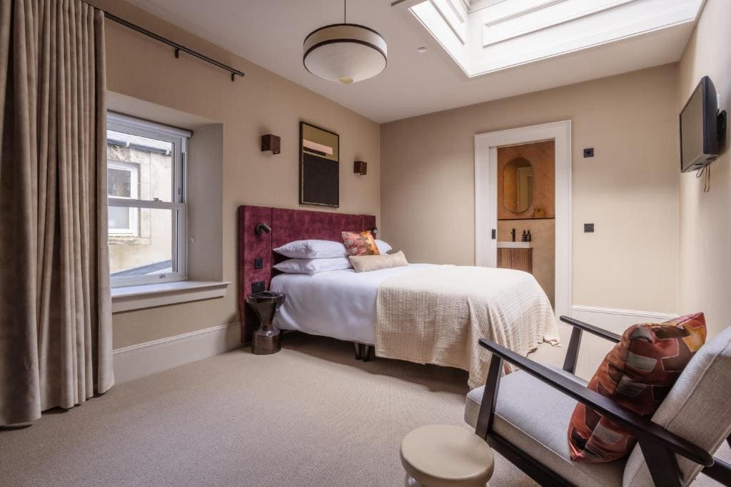 3 John's Place Townhouse - View 6
