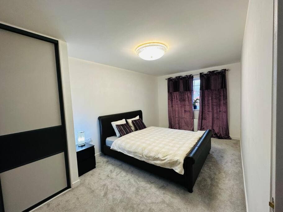 5 Bedroom House near Edinburgh Airport & Murrayfield Stadium - View 7
