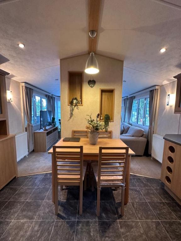 56 Main Park Caravan Hire Lillardsedge Holiday Park Jedburgh - View 5