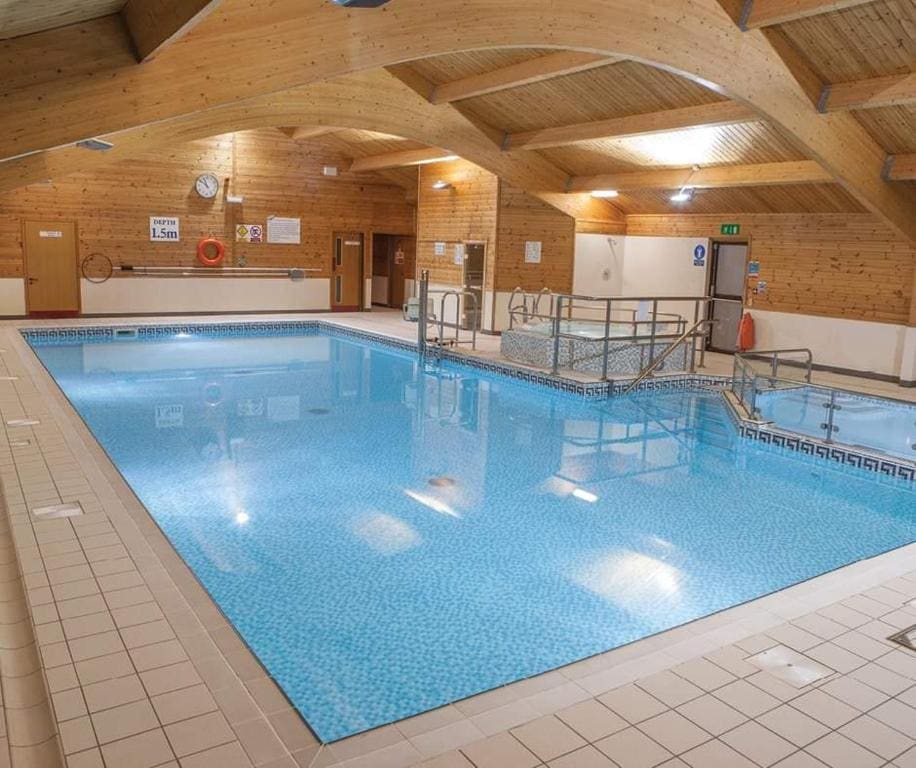 Fenna Lakeside Lodge - Pine Lake Resort — Vue 7