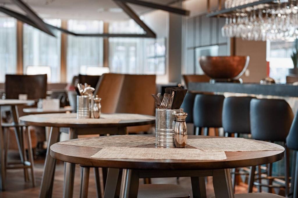 AC Hotel by Marriott Manchester City Centre - View 4
