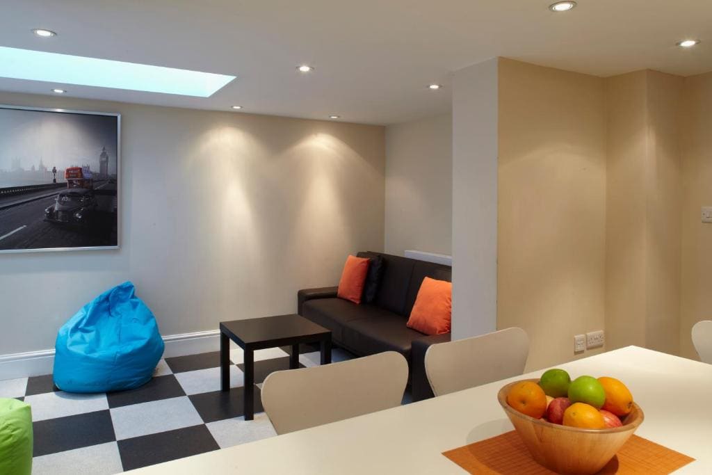 B&B Belgravia - View 6