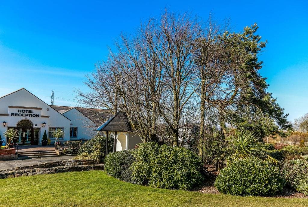 Ballymac Hotel - View 6