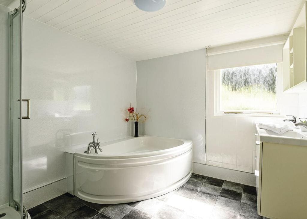 Bassenthwaite Lakeside Lodges - View 3