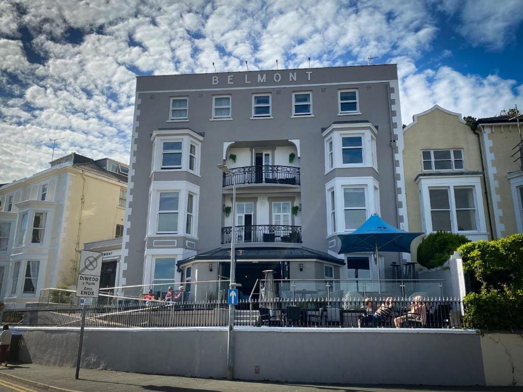 Belmont Llandudno - Main view