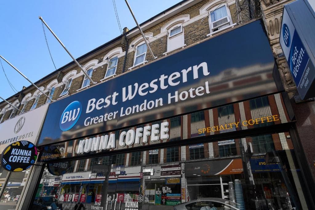 Best Western Greater London - Main view