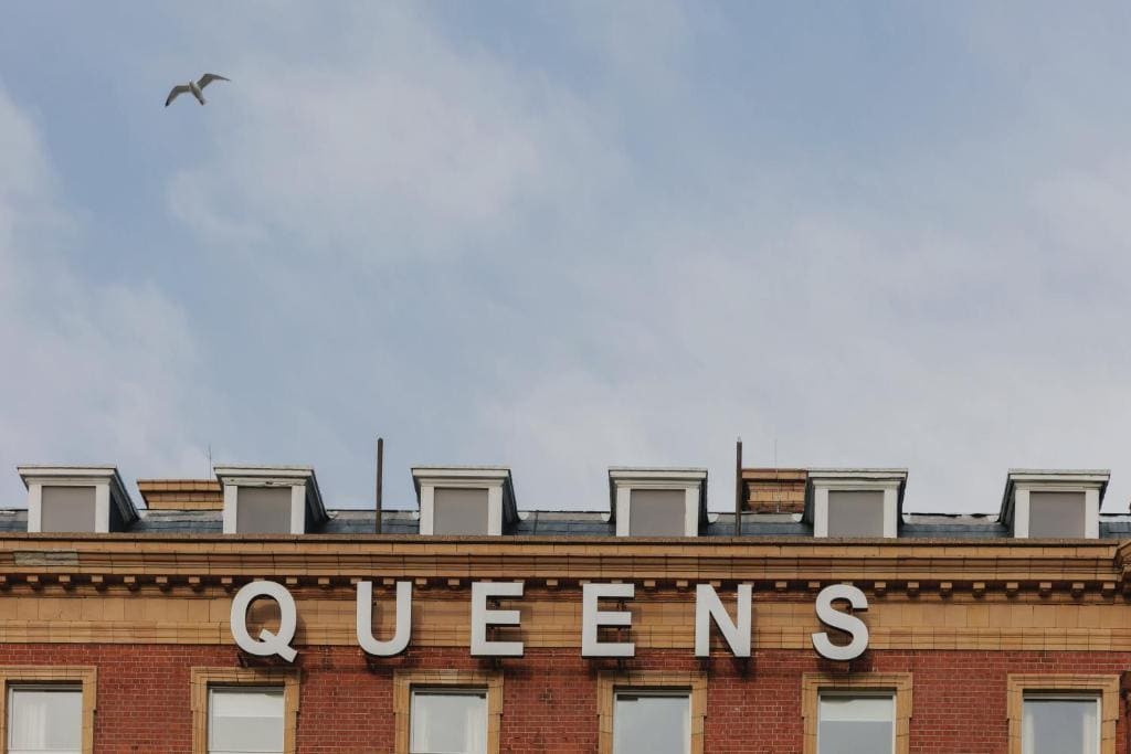 The Queens Hotel - Main view
