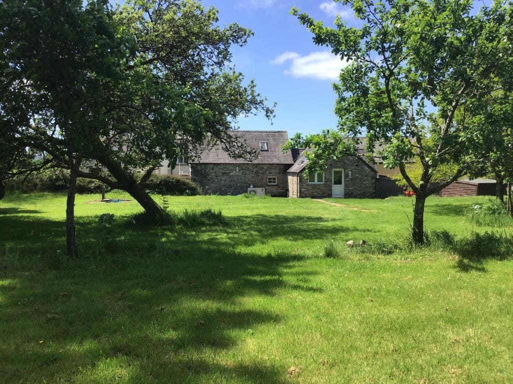 Ravenscroft Retreats Glamping - Main view
