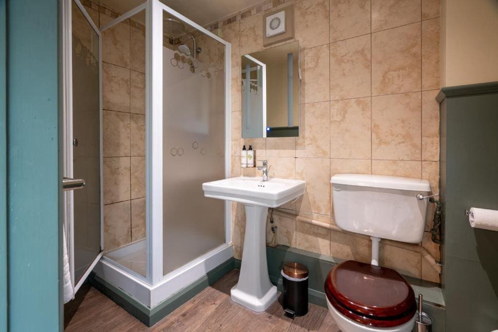 Bourne Valley Inn - View 6