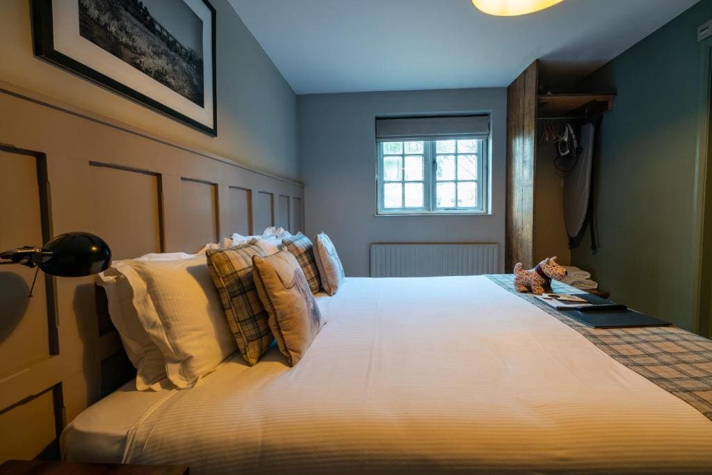 Bourne Valley Inn - View 7