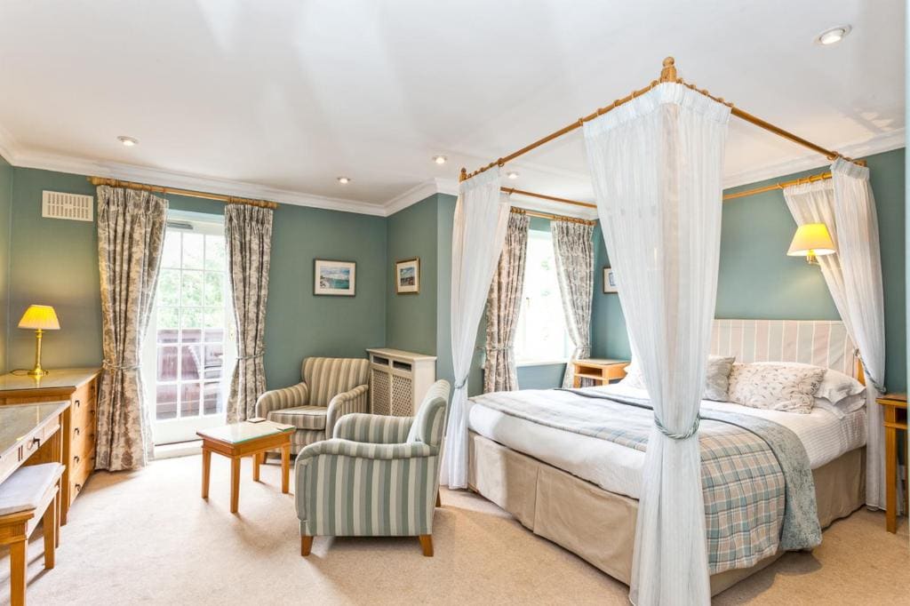 Bridge Hotel - View 2