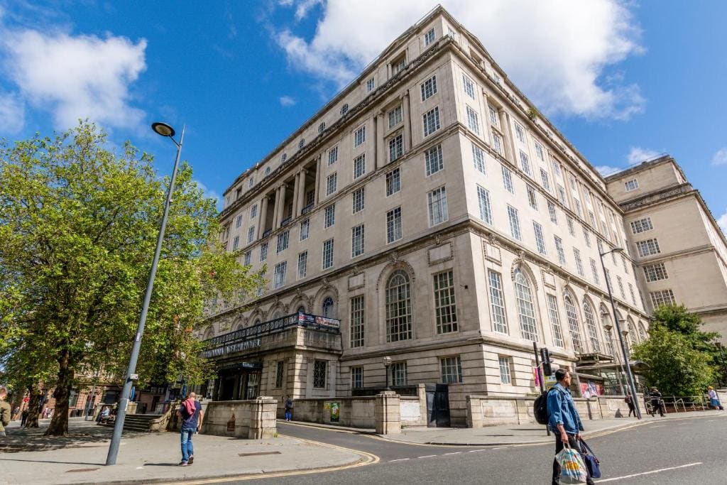 Adelphi Hotel - Main view