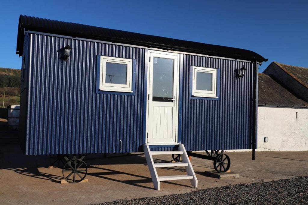 Burnside of Ae Glamping Shepherd's Hut - Main view