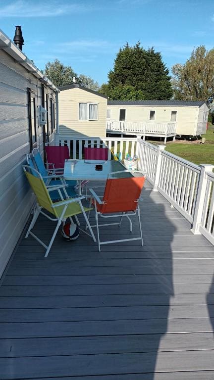 Butlins minehead caravan 120 River cove passes included - View 7