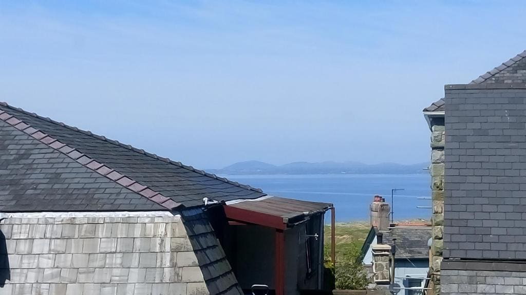 Byrdir House - View 7