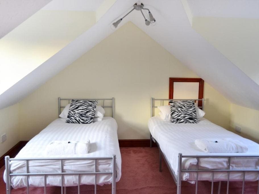 Cardigan Bay Guest House - View 7