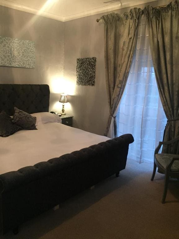 Castle Lodge Hotel - View 6