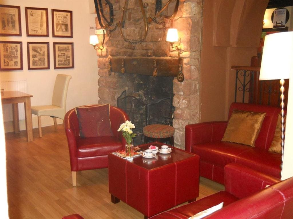 Castle Lodge Hotel - View 4