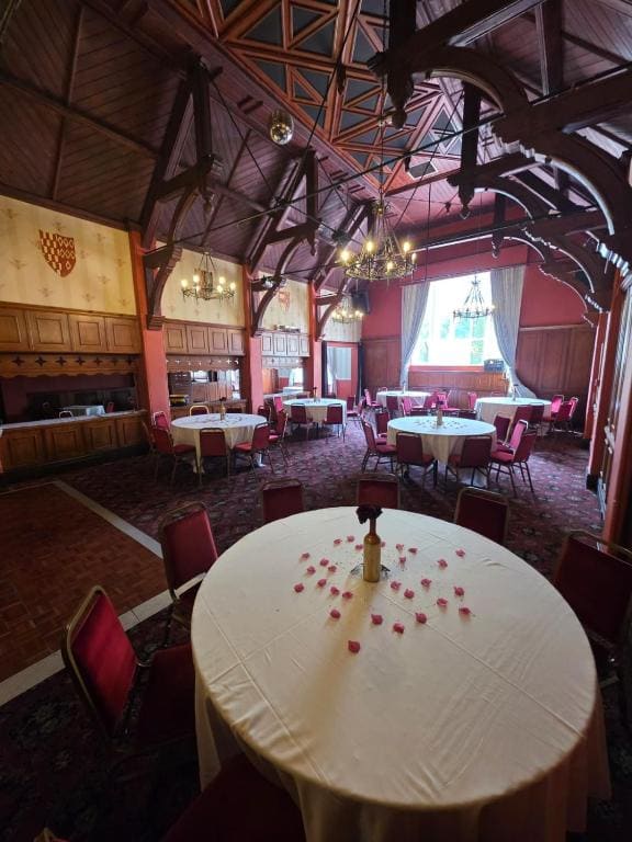 Castle Hotel Tamworth - View 4