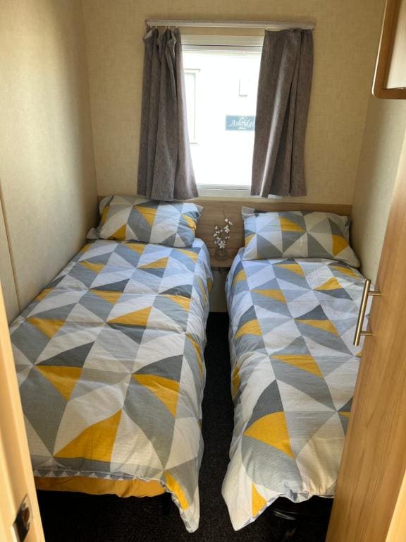 Chris’s caravan - View 6