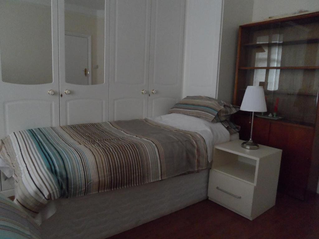Compton Guest House - View 7