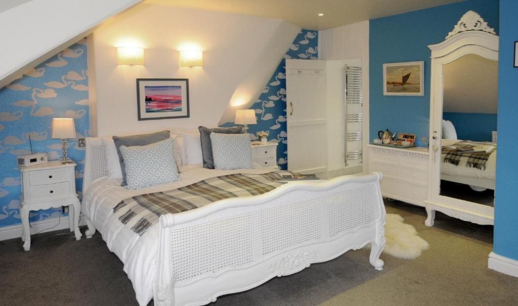 Corner House Bed & Breakfast - View 4