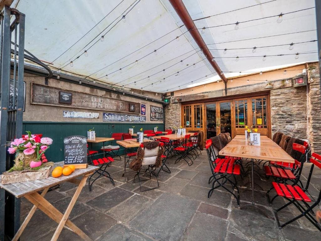 Cosy B&B with Parking Above Café Alf Resco - Weergave 6