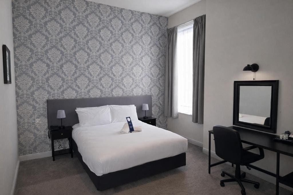 The County Hotel - View 7