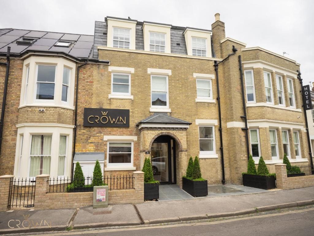 Crown Hotel - View 4