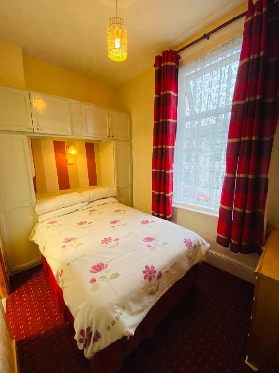 Delamere Hotel - View 7