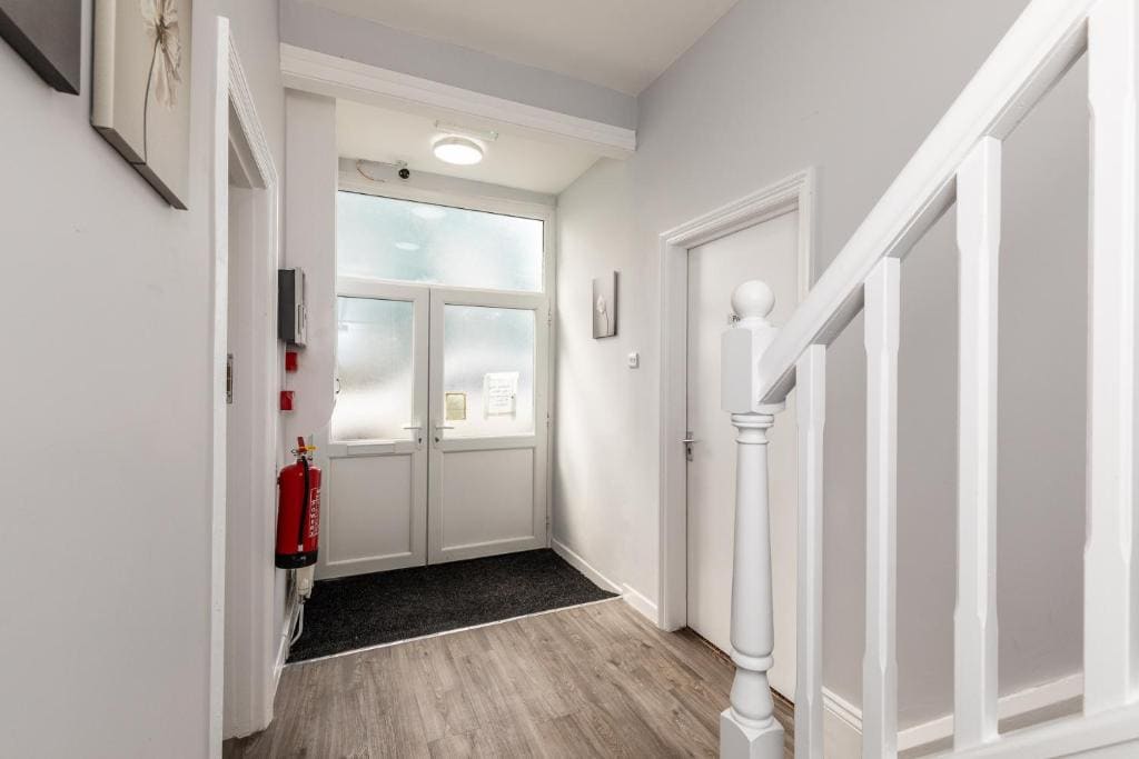 Dove Court Travel Lodge 3 - First Floor Ensuite - Foto 4