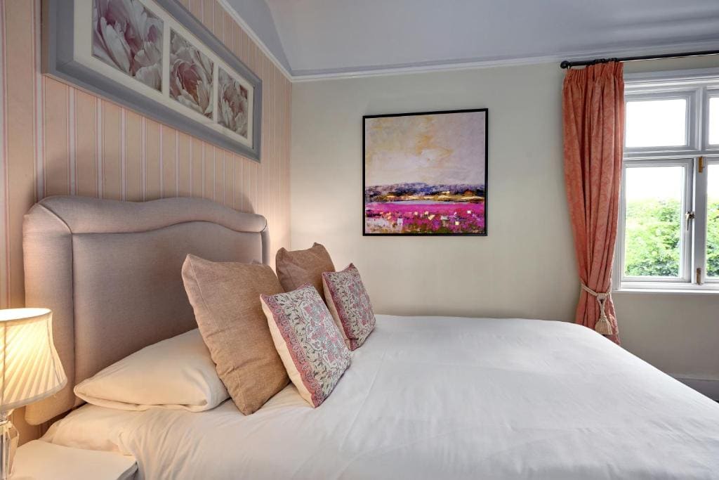 Easington Guest House - View 3