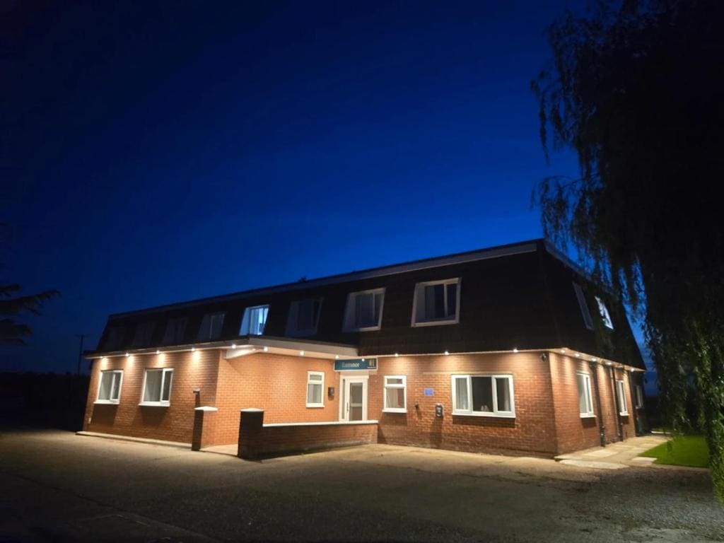 East Halton Hotel - Main view