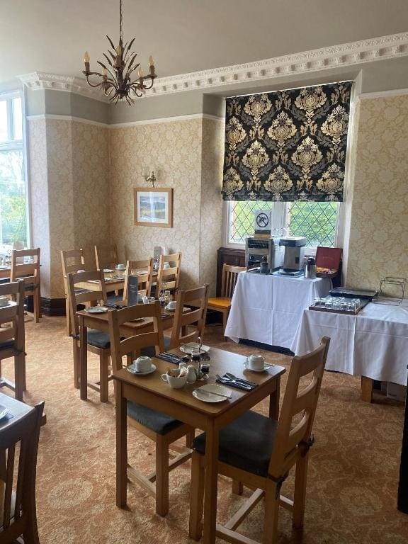Windermere Park B&B inc Free off-site Health Club - View 3
