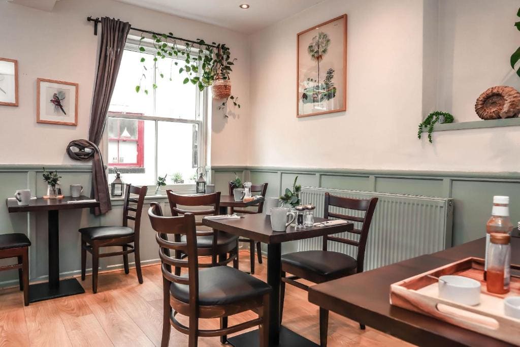 The Endeavour Restaurant with rooms - Vista 5