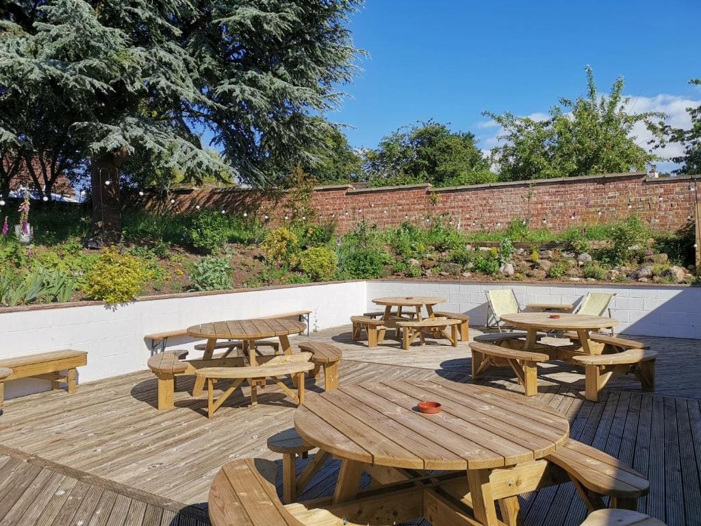 Exelby Green Dragon - View 7