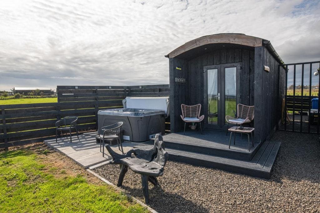 Hot Tub Haven Farr North 2 on NC500 with Sea Views - View 5