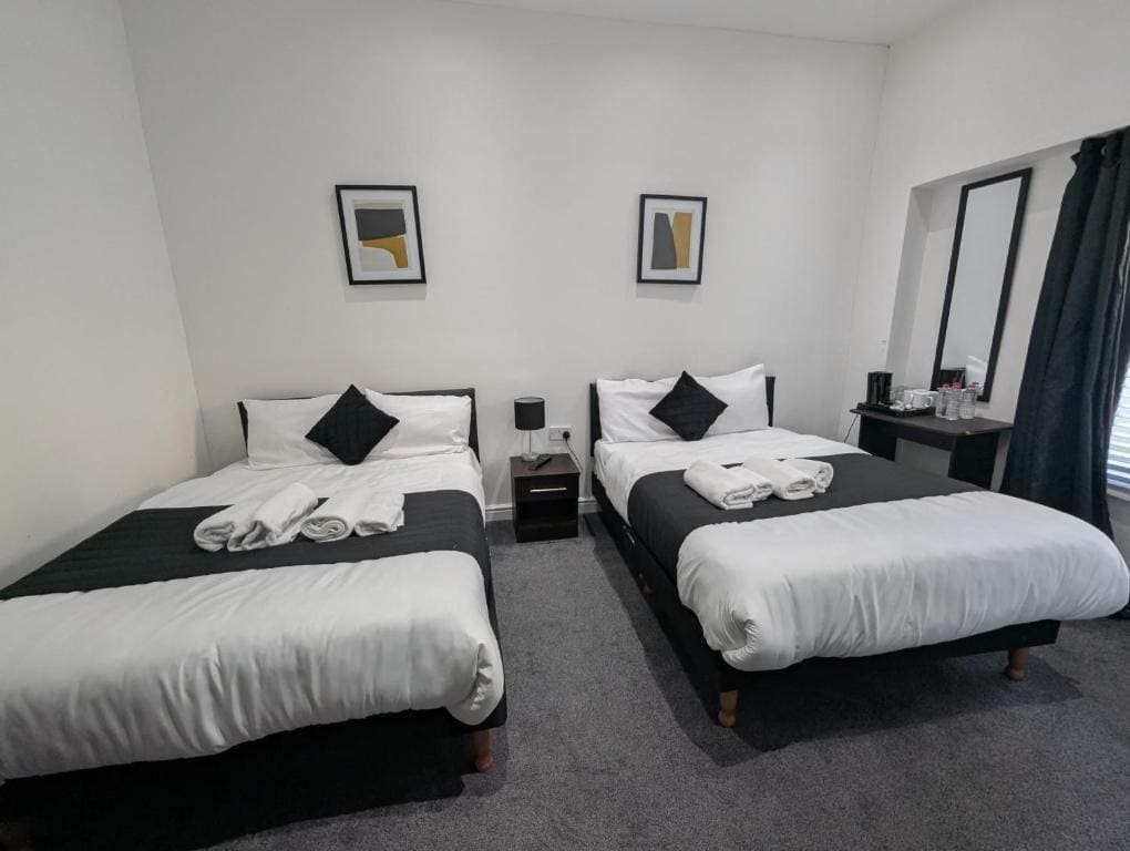 OYO Firs Lodge London Heathrow - View 2