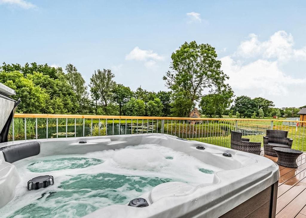 Flaxton Meadows Luxury Lodges - View 5